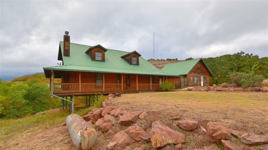 Property Photo:  310 NW Big Rock Road  OK 73557 