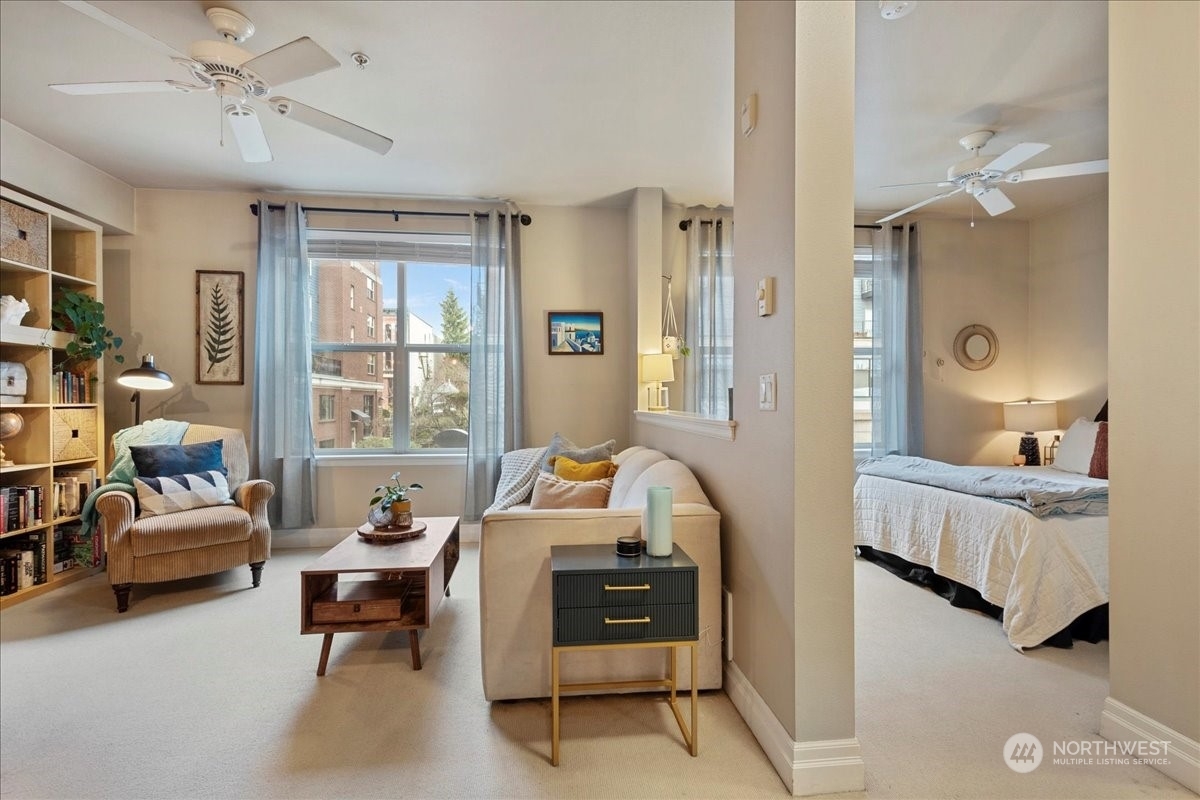 Property Photo: 910 Harris Avenue 207 WA 98225