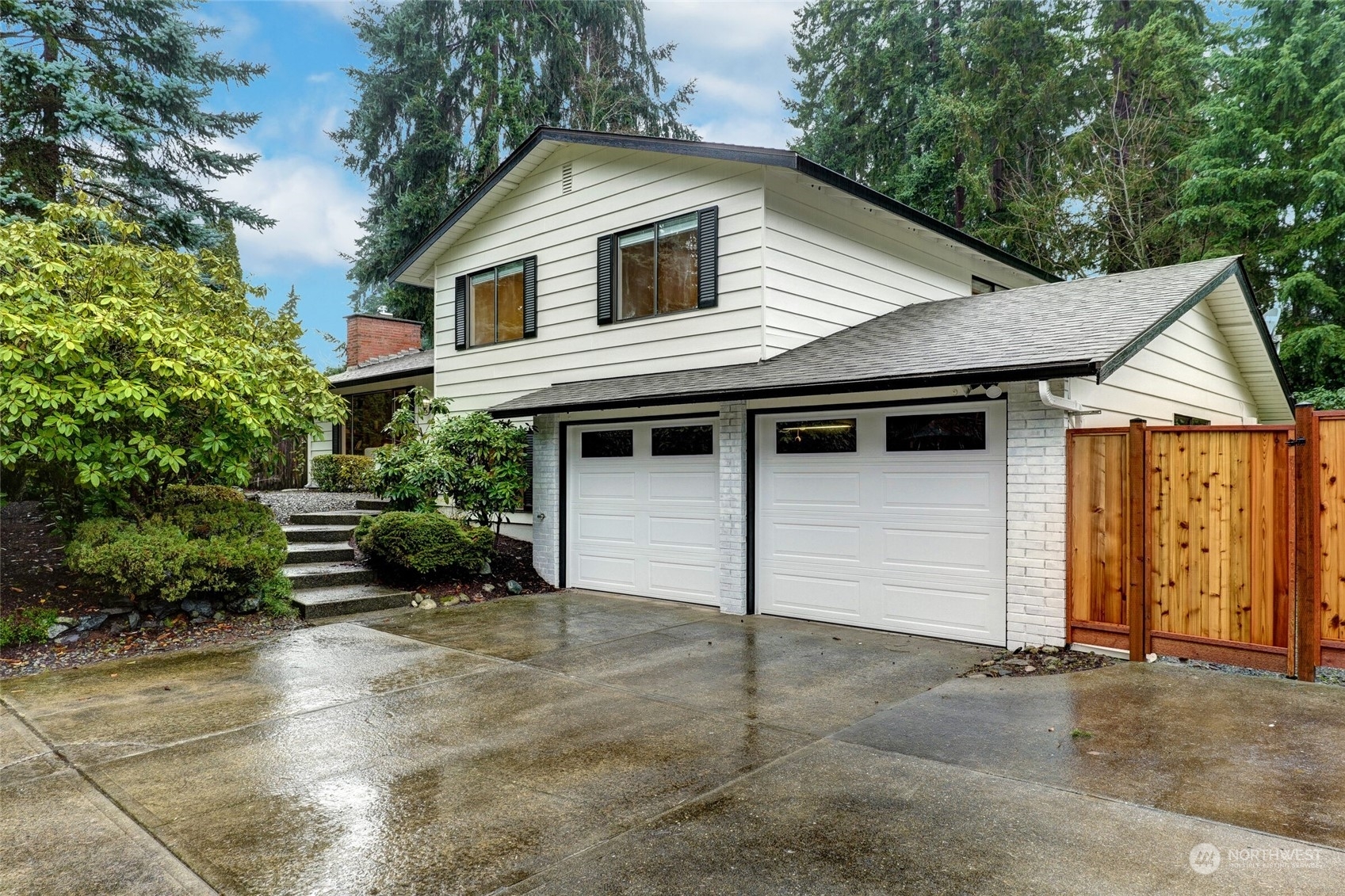 Property Photo:  14617 157th Place SE  WA 98059 