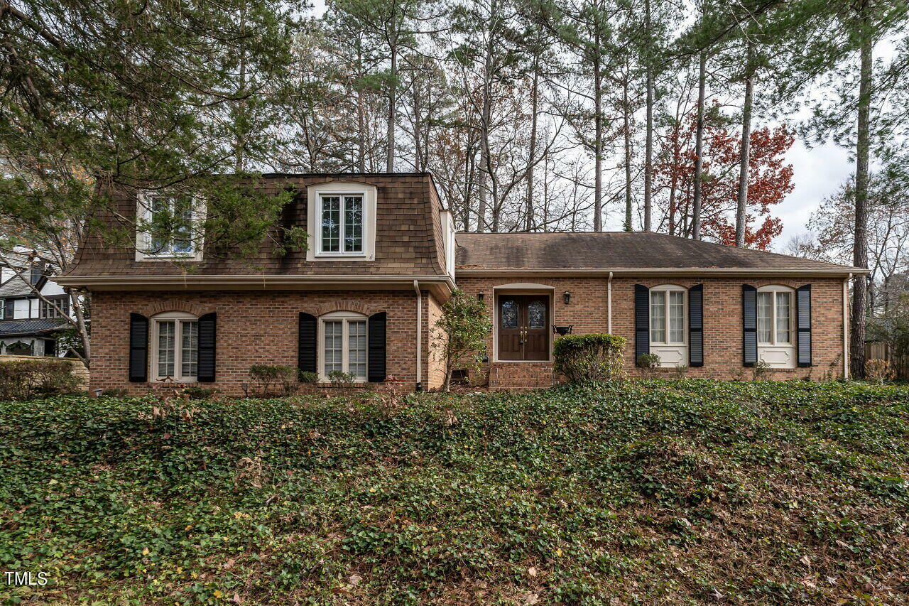 Property Photo:  609 Queensferry Road  NC 27511 