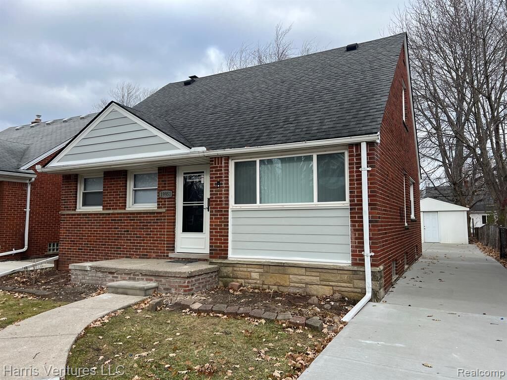 Photo de la propriété: 19951 Country Club MI 48225