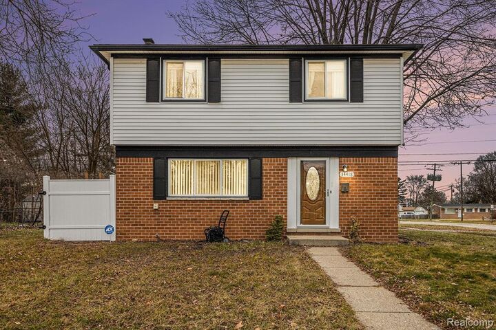 34418 Florence  Westland MI 48185 3651 photo