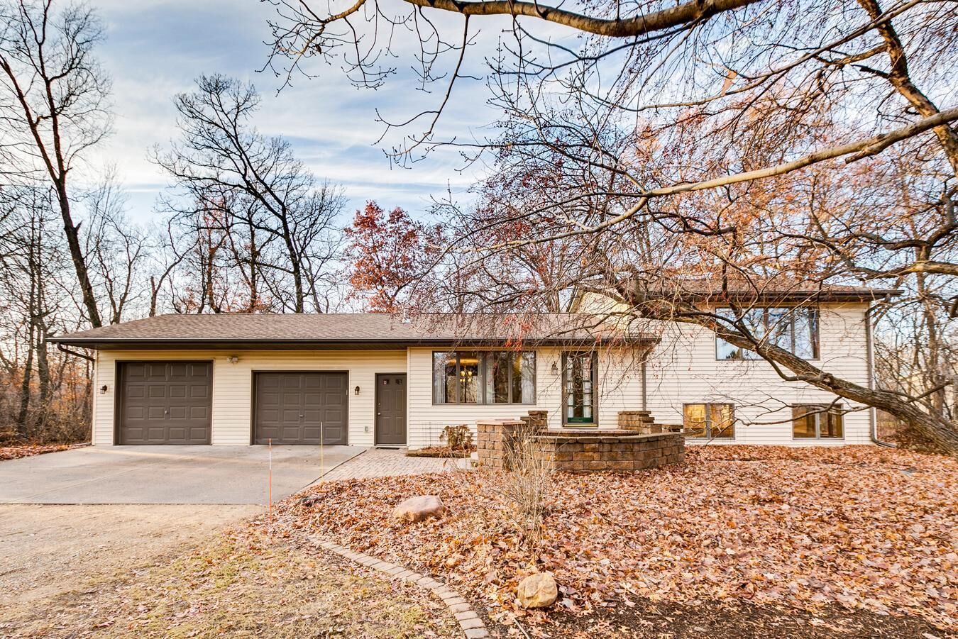 Property Photo: 37626 Elk Avenue MN 55056