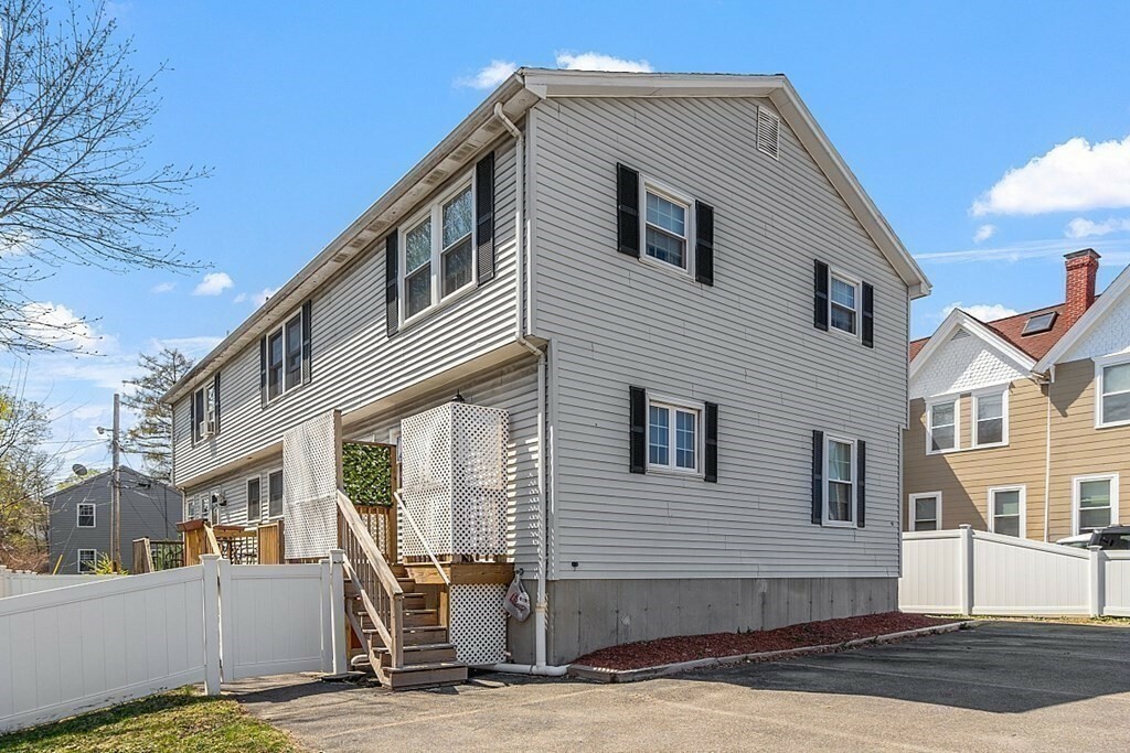 Property Photo:  18 Massasoit Rd A  MA 01604 