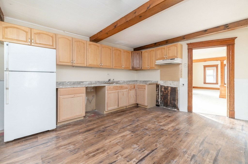 Property Photo: 138 Grattan St 2 MA 01020