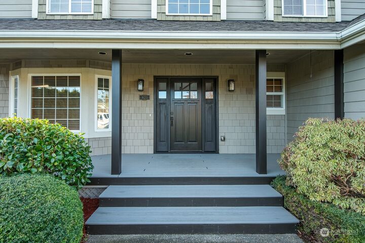 Property Photo:  825 19th Street  WA 98264 