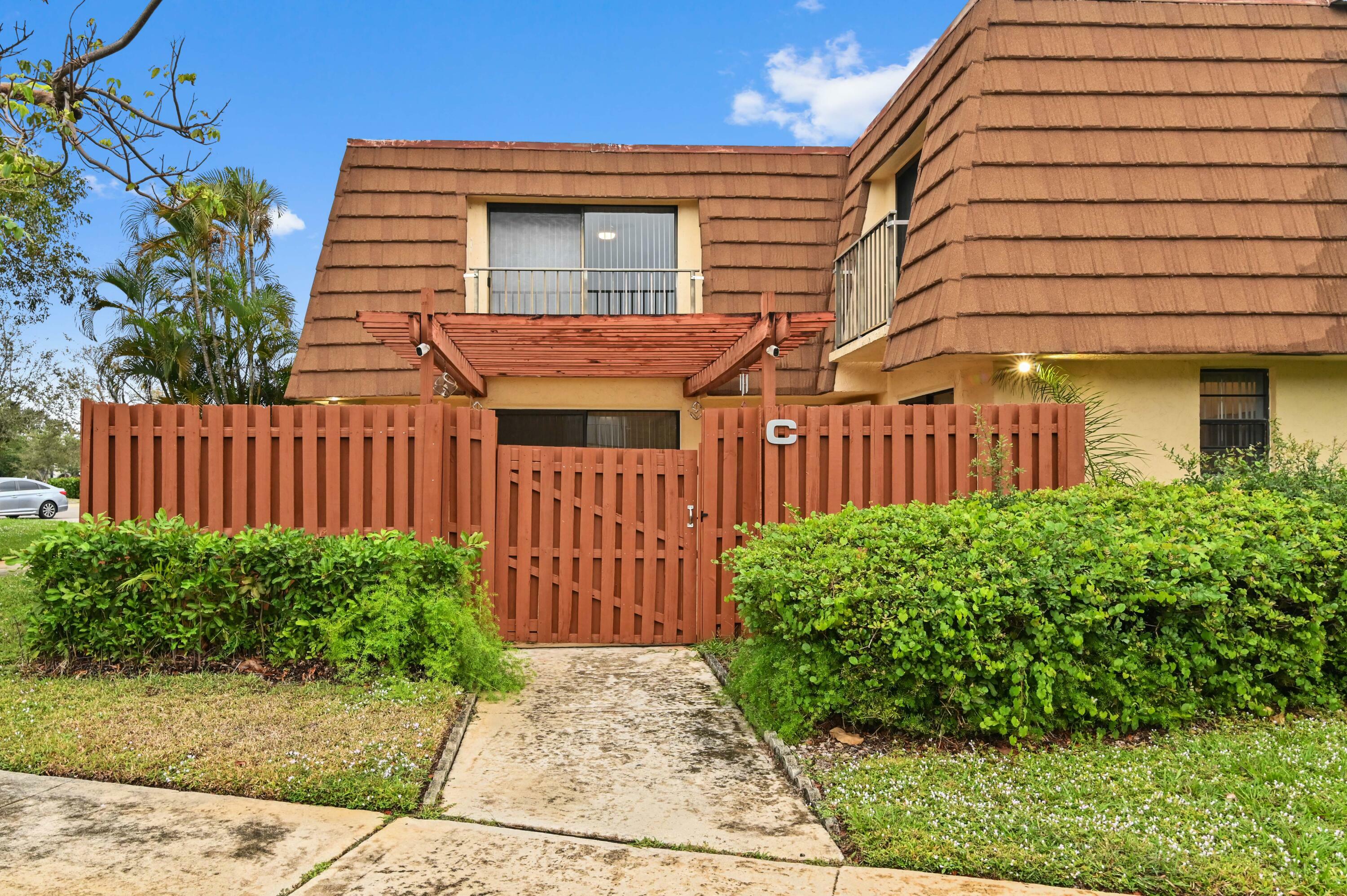 Property Photo:  2645 Albatross Road N 4-C  FL 33444 