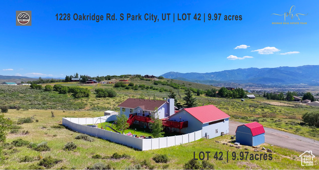 Property Photo:  1228 E Oakridge Rd S  UT 84098 