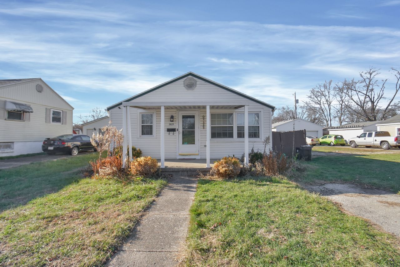 Property Photo: 2625 Gladstone Street OH 45439