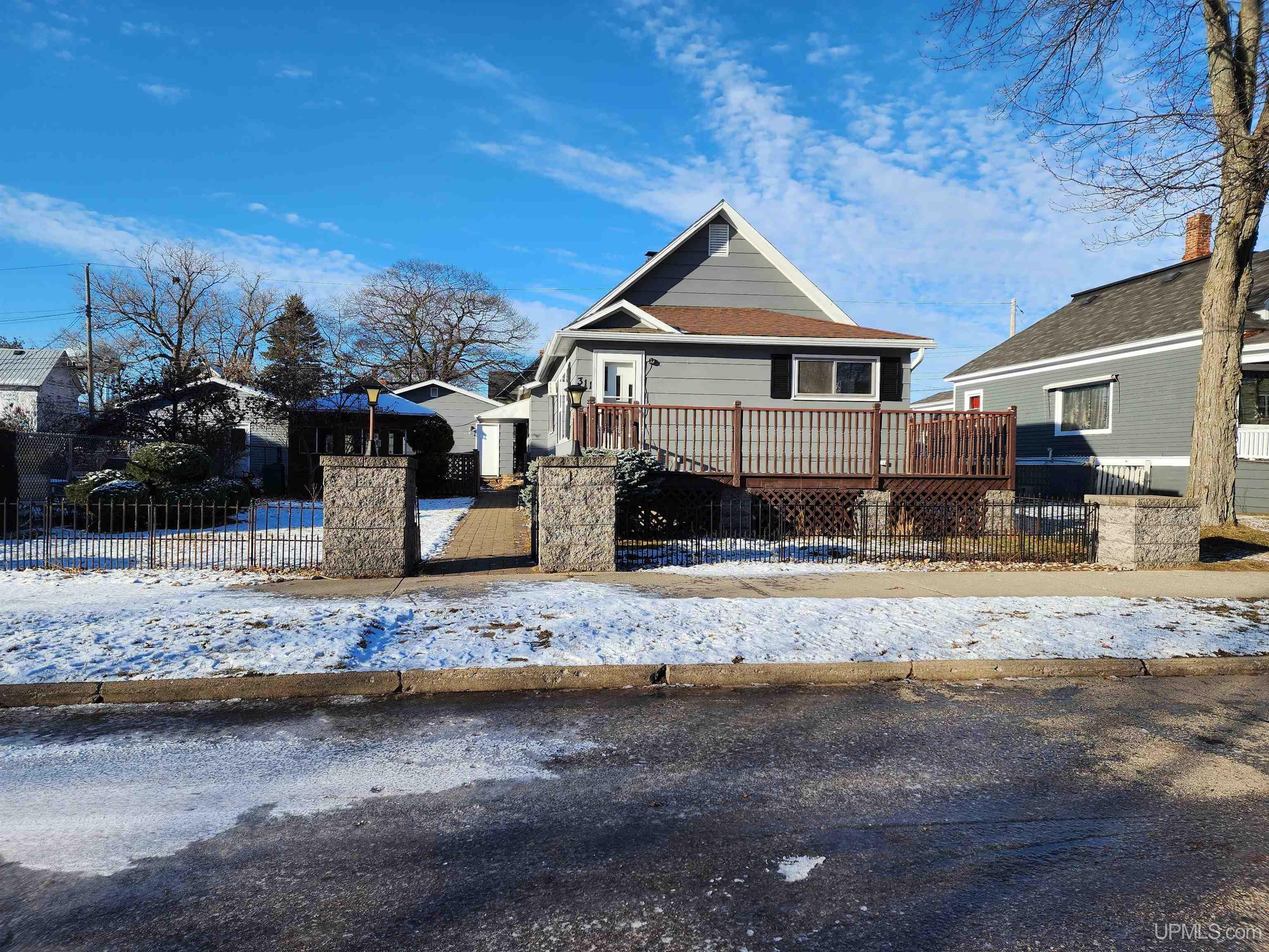 Property Photo:  311 N 18th  MI 49829 