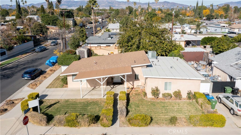 Property Photo:  19467 Stagg Street  CA 91335 