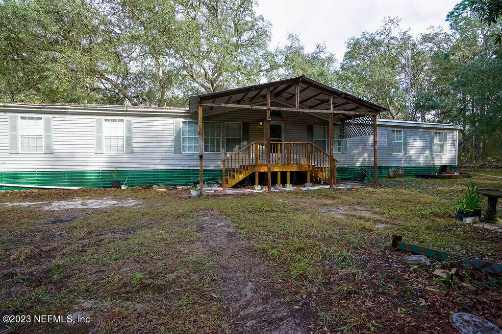 Property Photo:  6793 Gilda Court  FL 32656