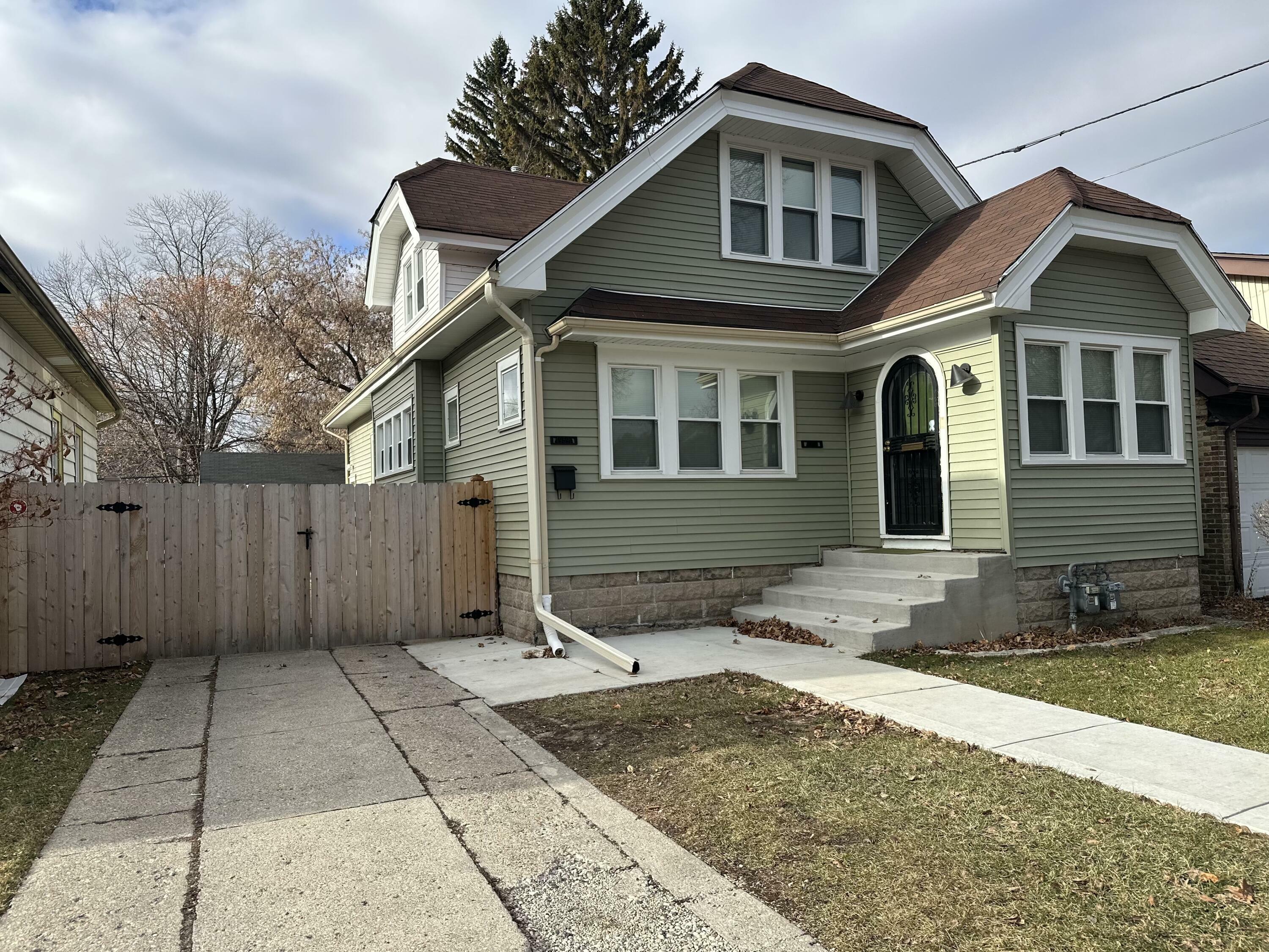 Property Photo:  4959 N 19th St 4959A  WI 53209 