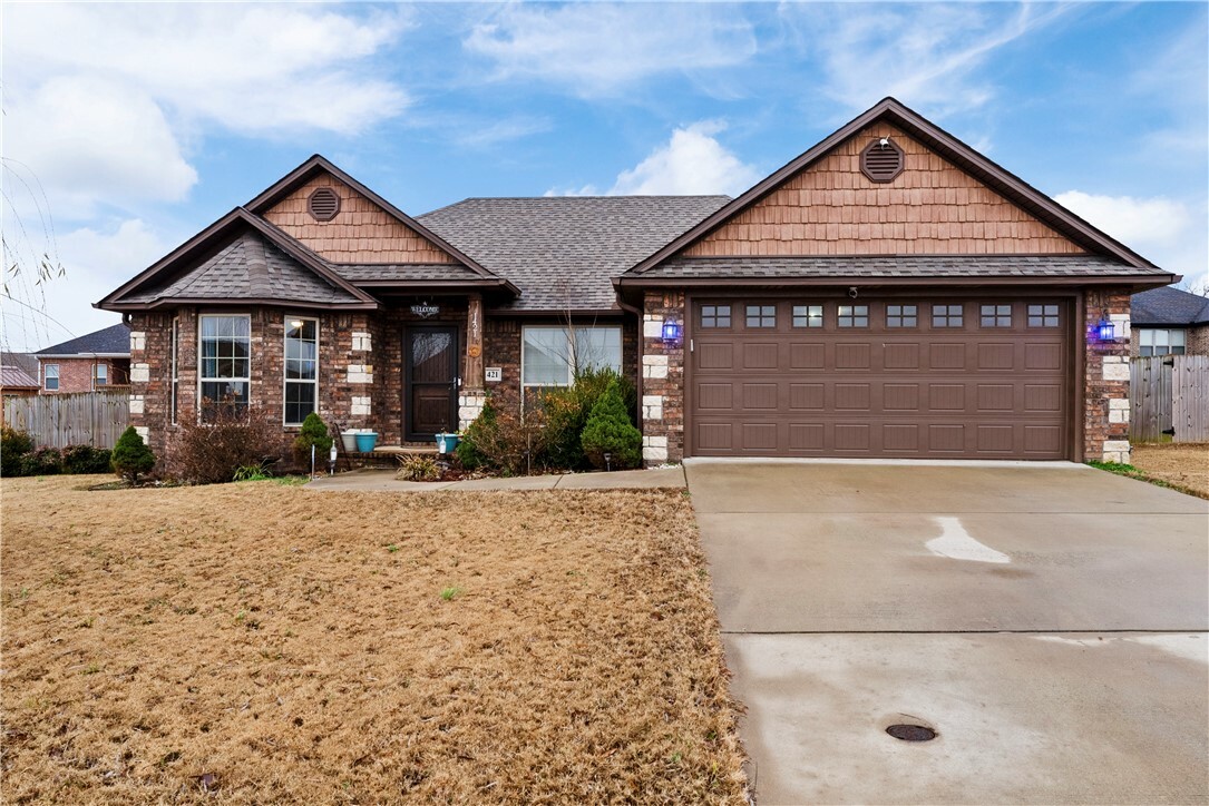 Property Photo:  1421 Cavalry Lane  AR 72753 