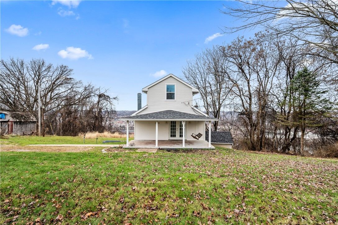 Property Photo:  1301 Overlook Ave  PA 15001 