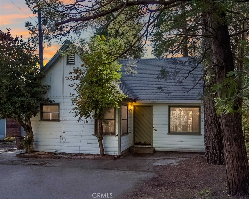 Property Photo:  26258 Alpine Lane  CA 92391 