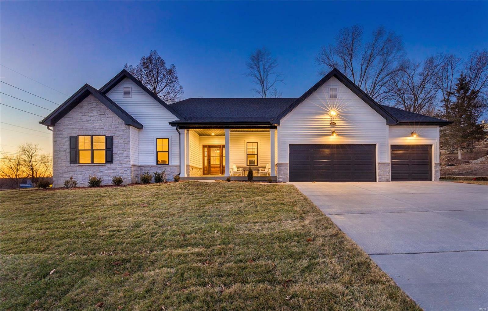 Property Photo:  2961 Ozark Drive  MO 63122 