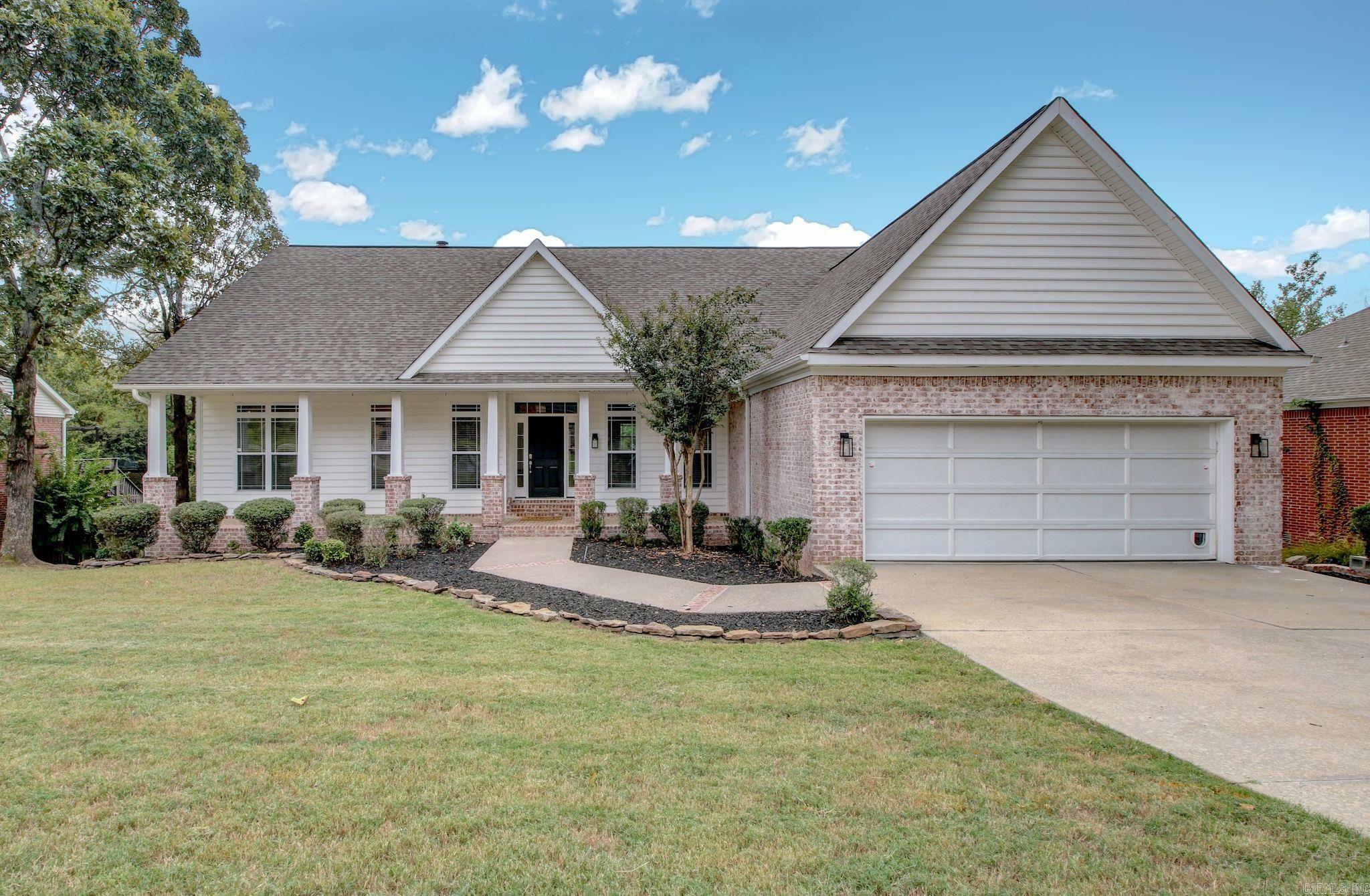 Property Photo:  15 Belle River Circle  AR 72113 