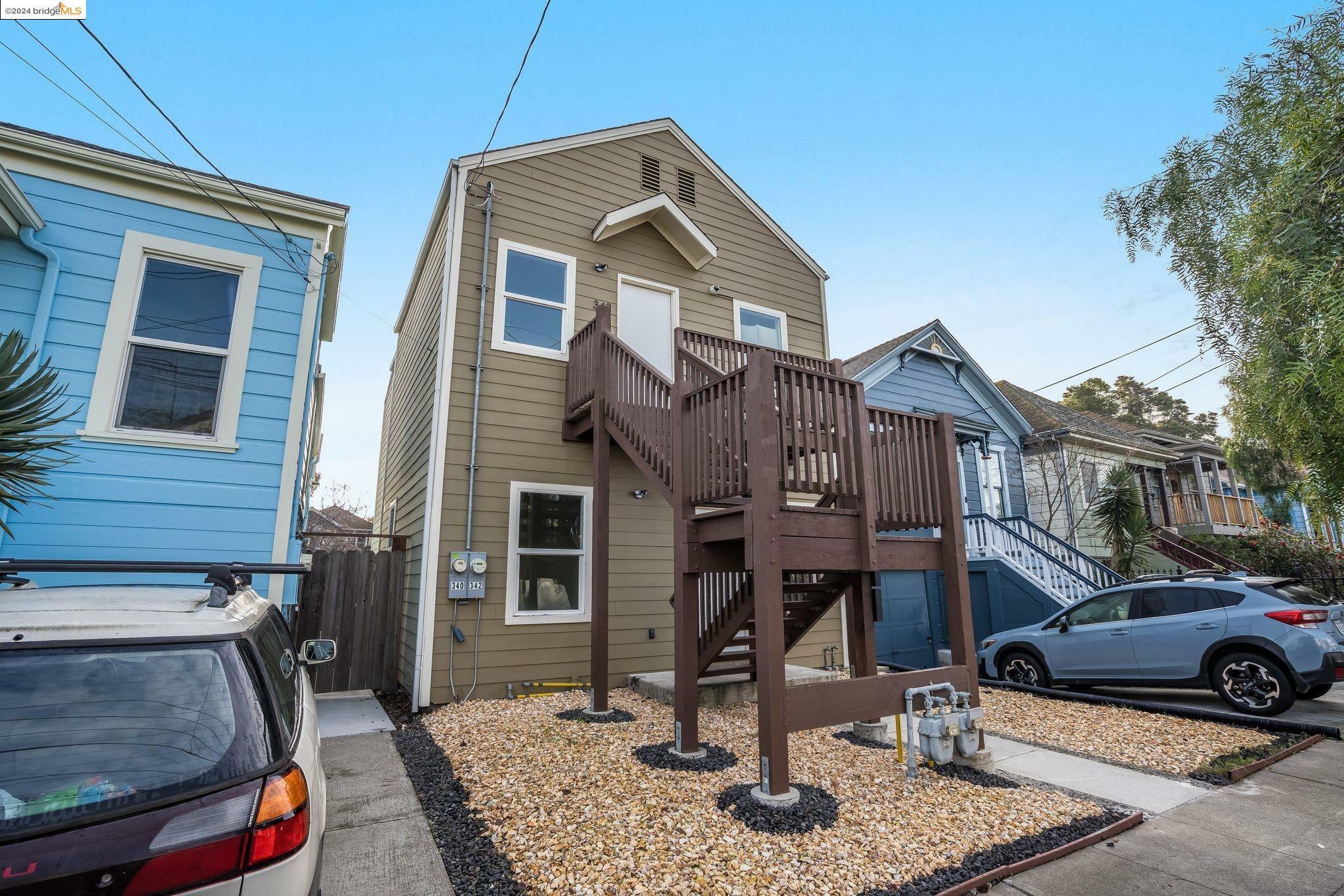 Property Photo:  342 Henry St  CA 94607 