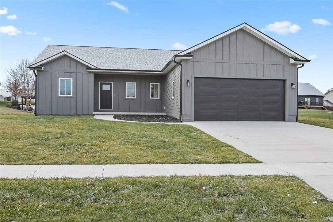 Property Photo:  785 184th Place  IA 50219 