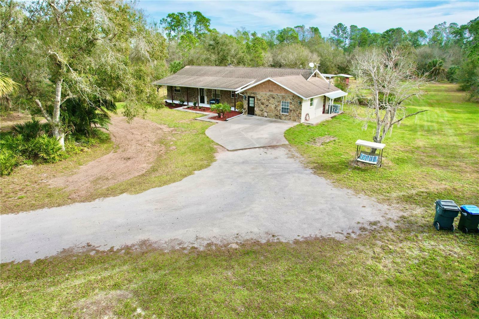 Property Photo: 6156 Tidwell Street FL 34291