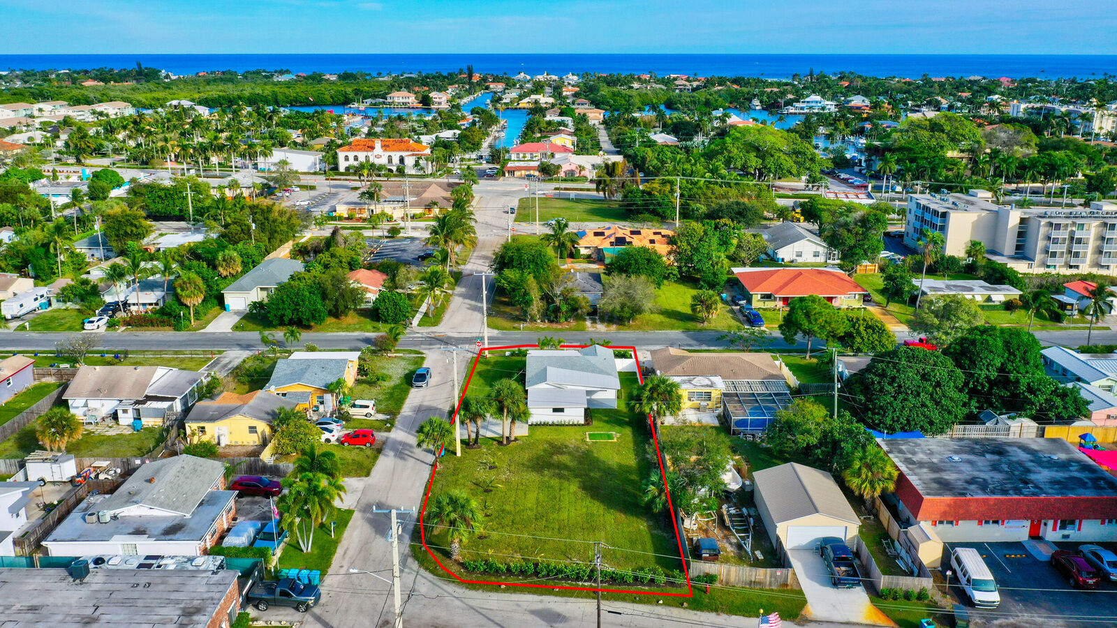 Property Photo:  1101 SE 3rd Street  FL 33435 