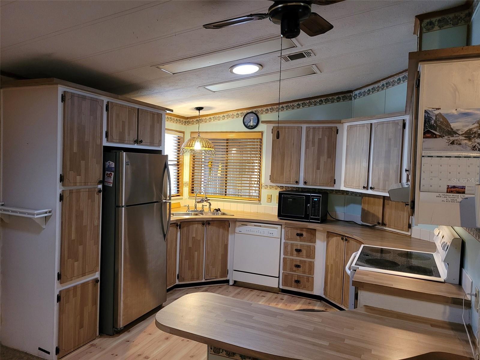 Property Photo:  9124 Otter Pass  FL 33626 