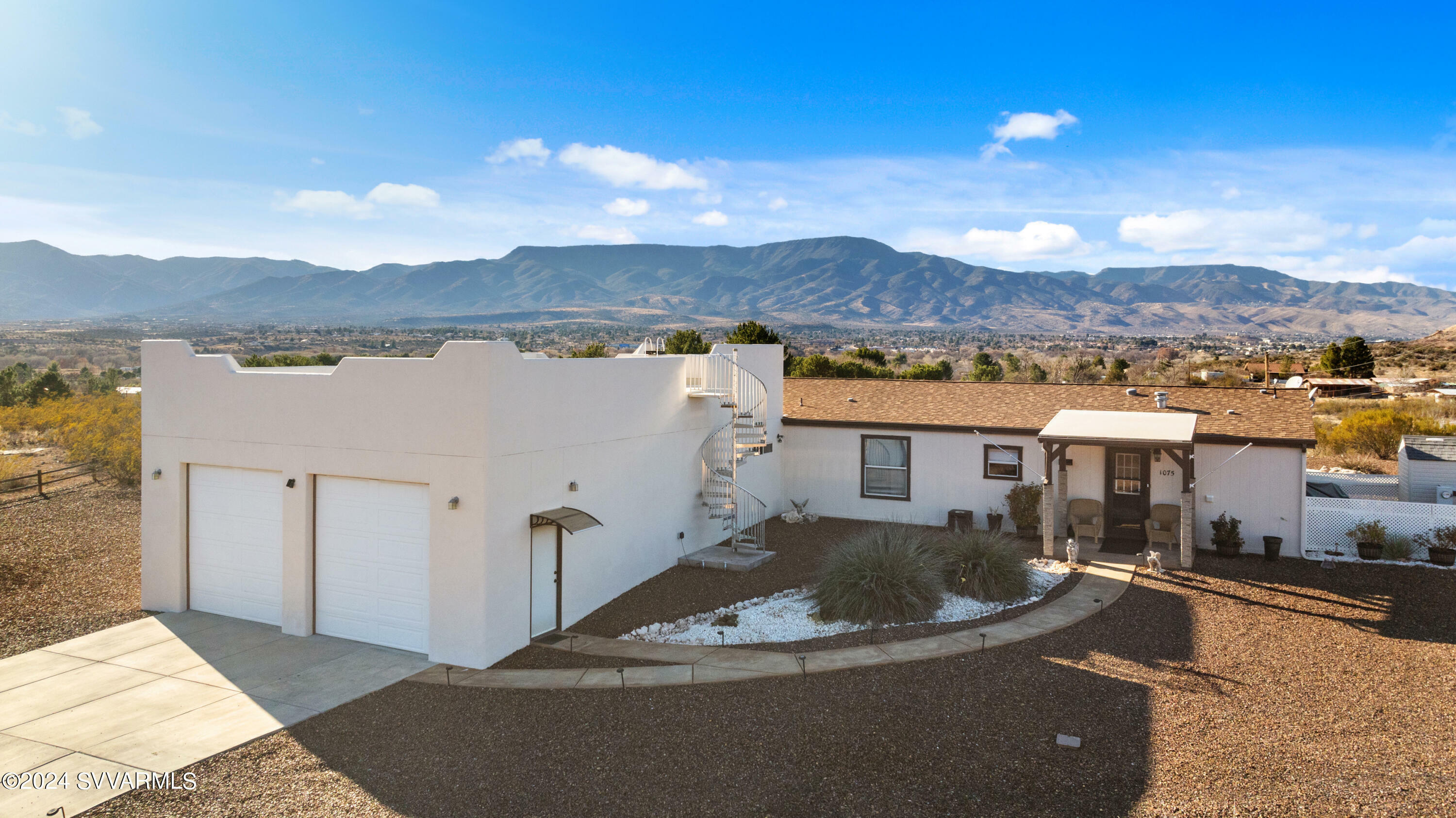 Property Photo:  1075 S Trails End Drive  AZ 86326 