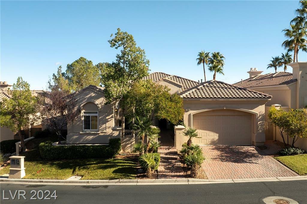 Property Photo:  15 Avenida Fiori  NV 89011 