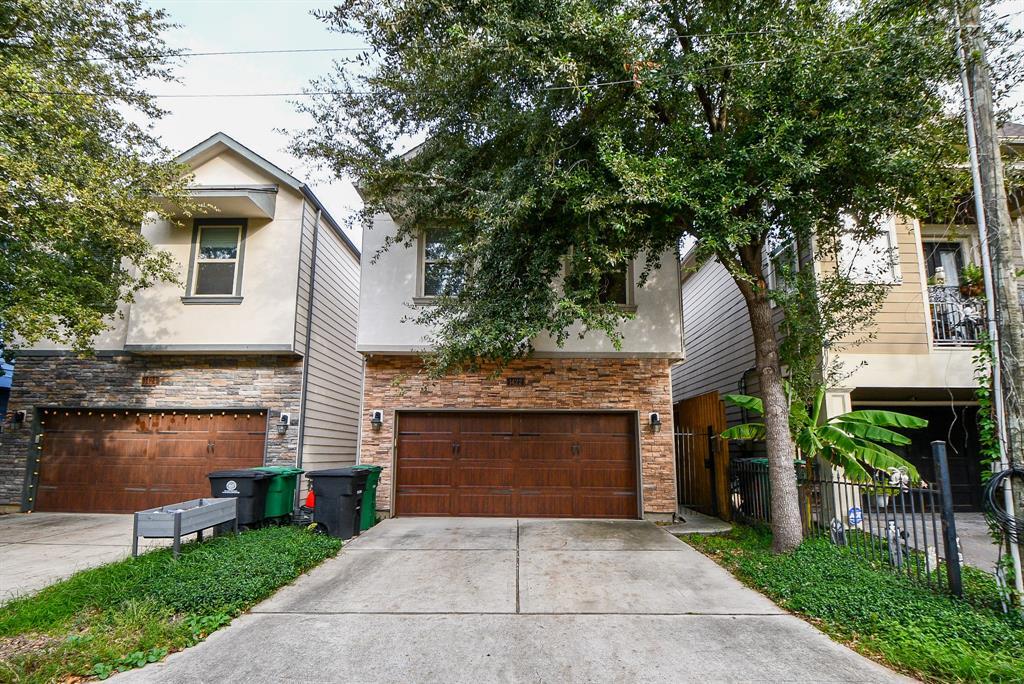 Property Photo: 1422 Dian Street TX 77008