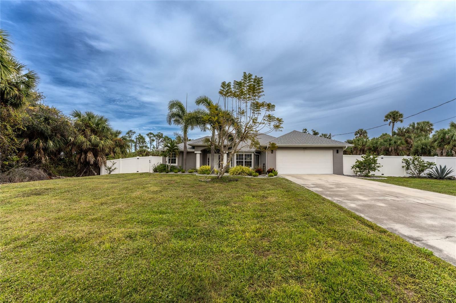 Property Photo:  4350 Enid Lane  FL 34288 