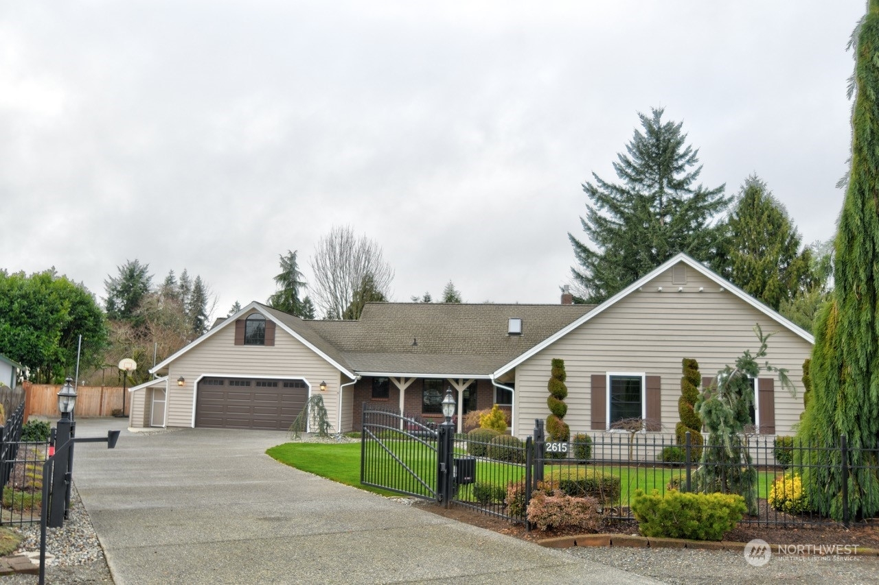 Property Photo:  2615 58th Court SE  WA 98501 