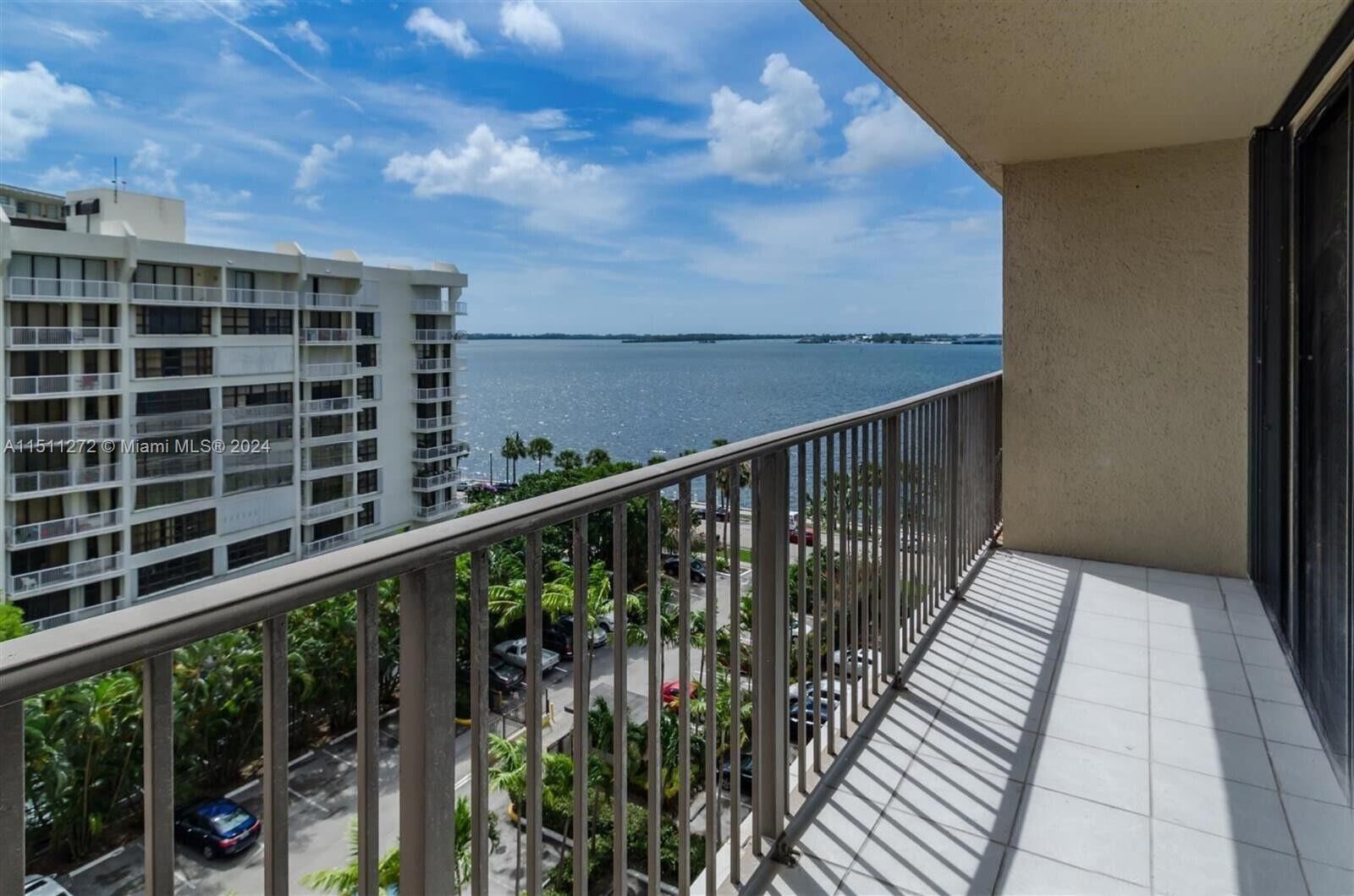 Property Photo: 1450 Brickell Bay Dr 611 FL 33131