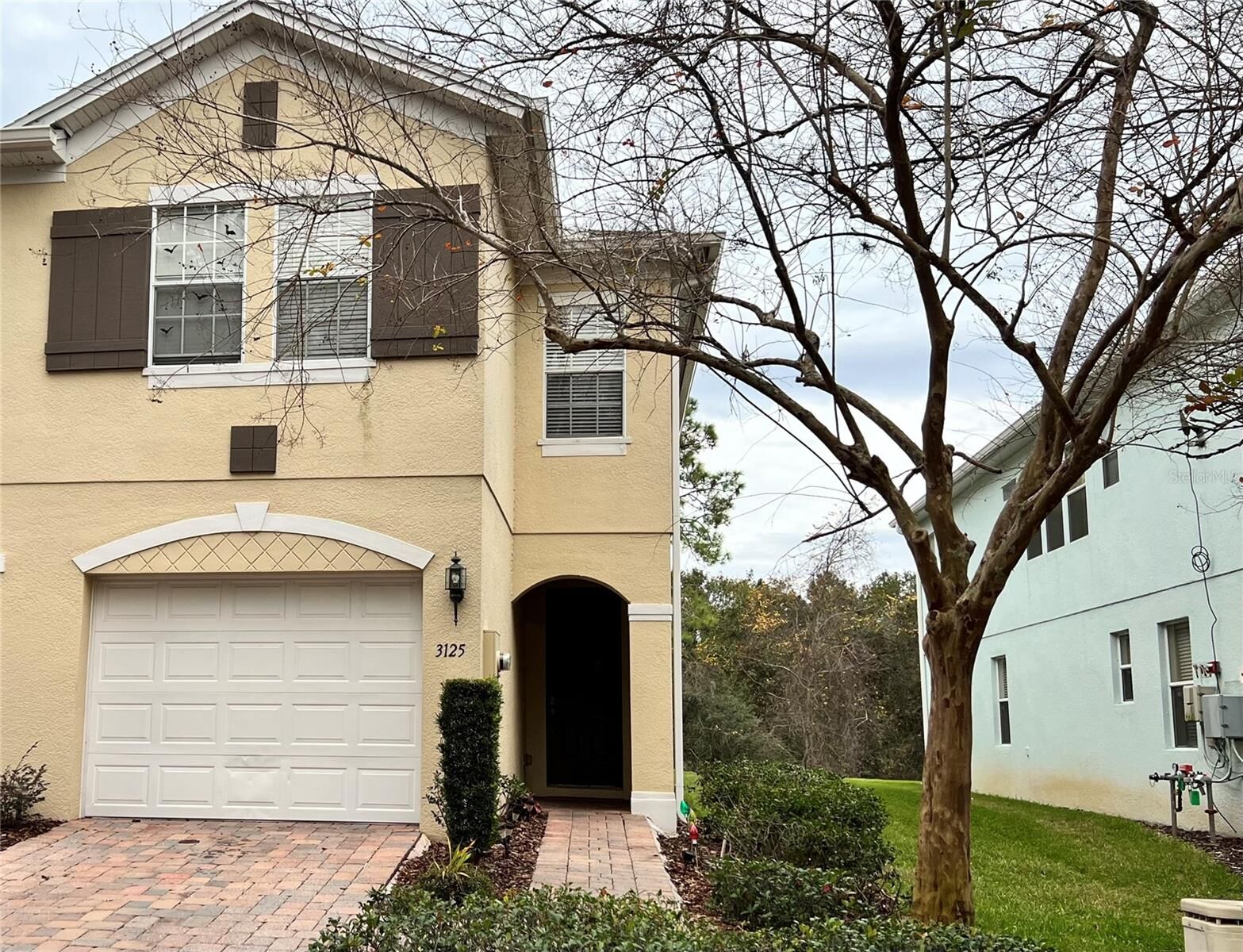 Property Photo:  3125 Capri Isle Way  FL 32835 