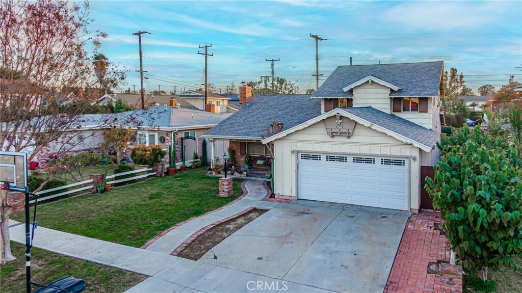 Property Photo:  14748 Glenn Drive  CA 90604 