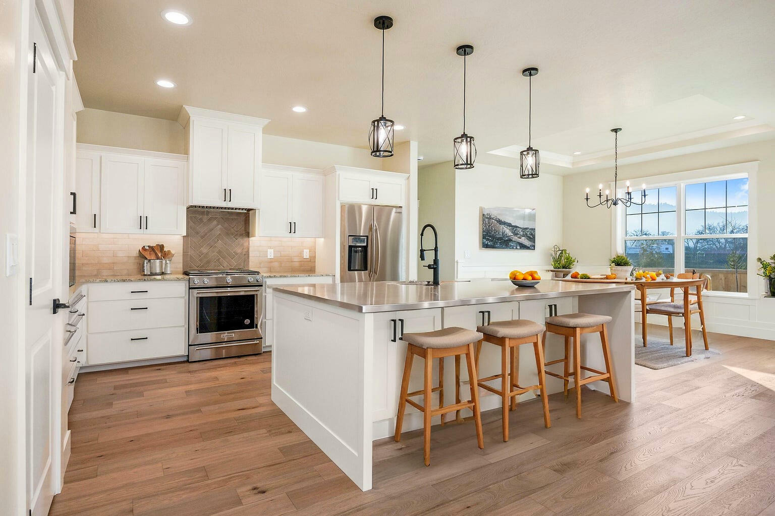 Property Photo: 1409 River Run Street OR 97502
