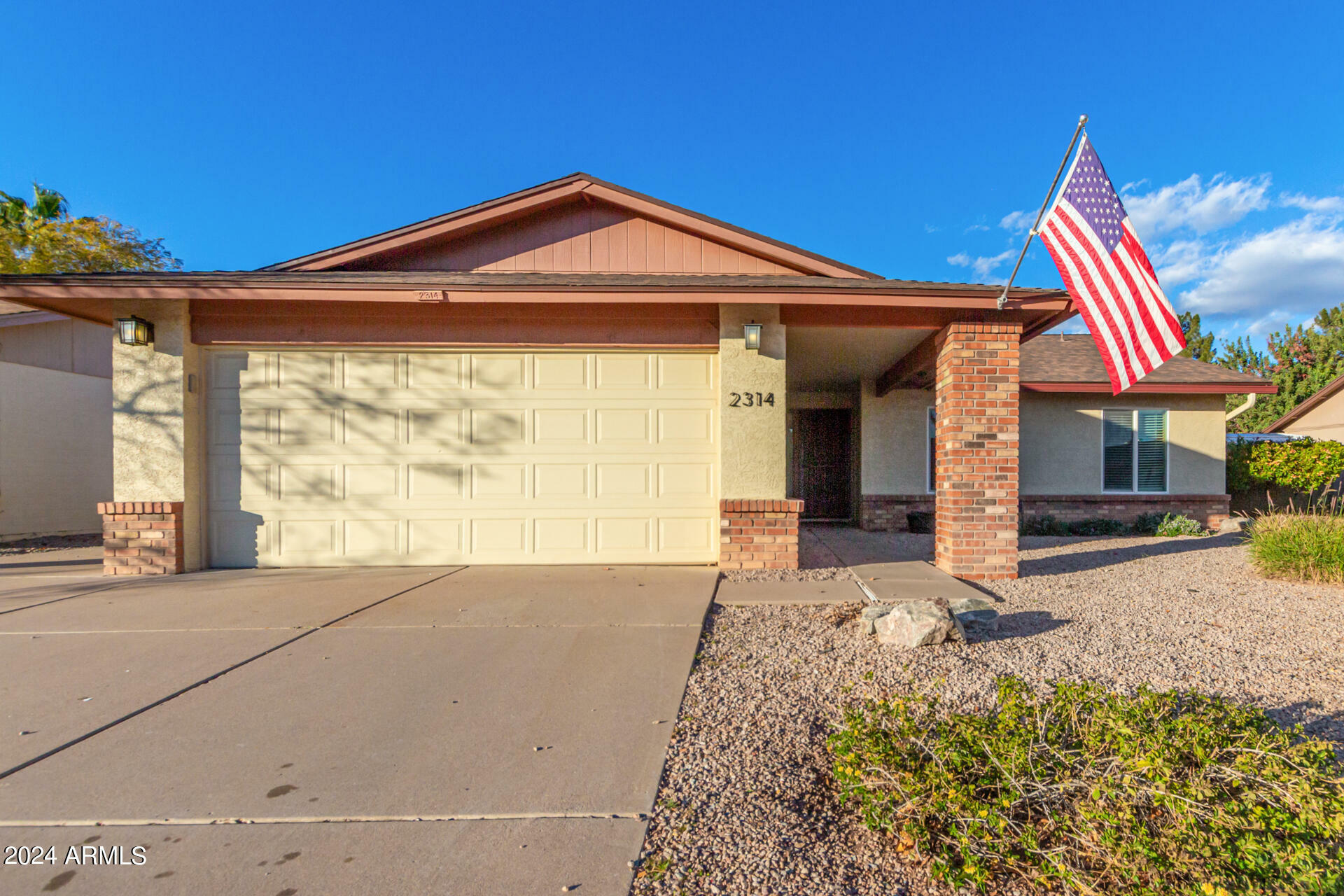 Property Photo:  2314 W Palomino Drive  AZ 85224 