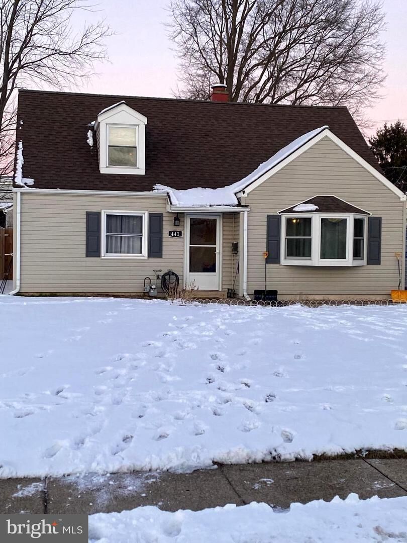 Property Photo: 441 Newton Road PA 19040