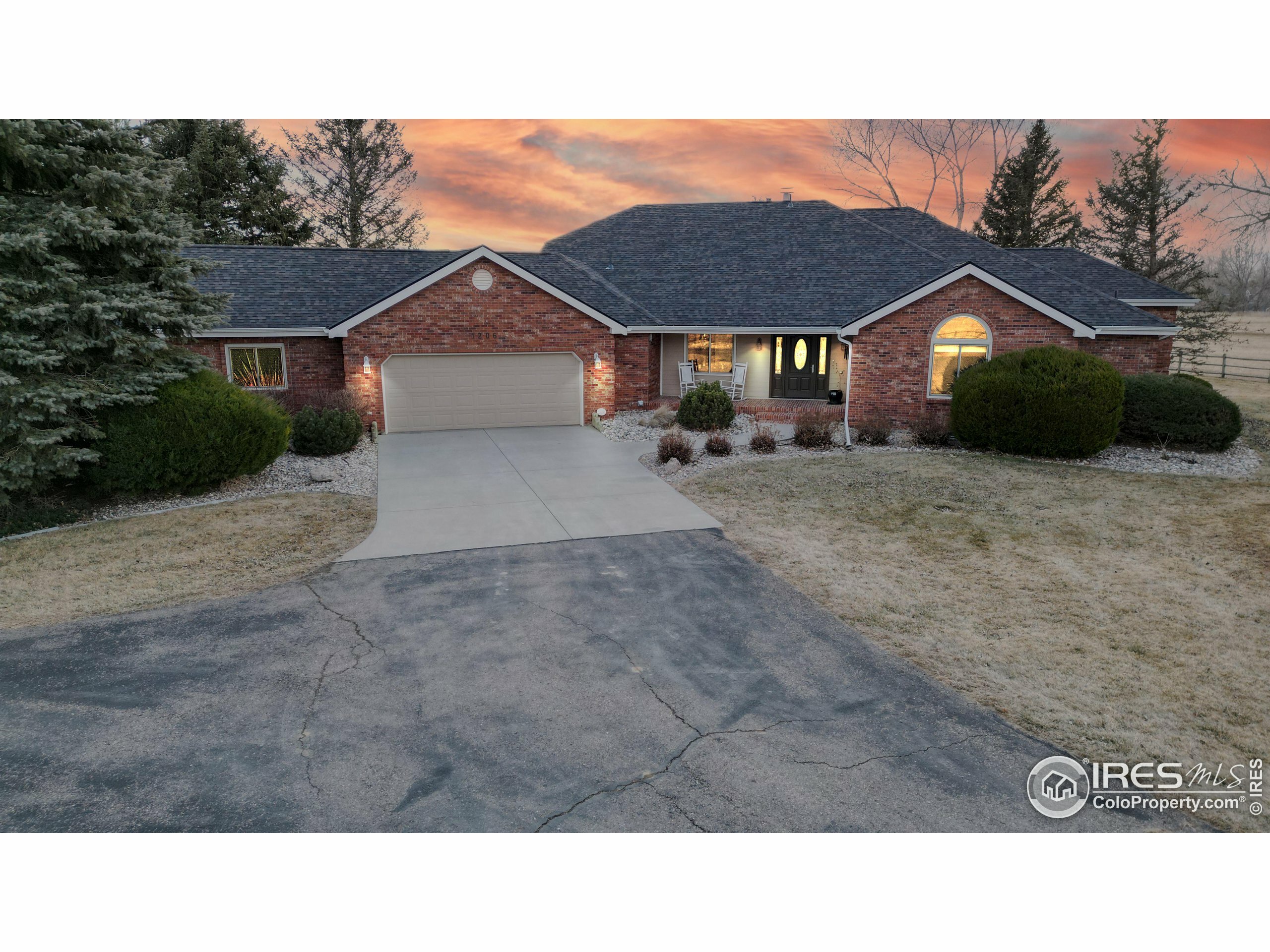 Property Photo:  1206 Jayhawk Dr  CO 80524 