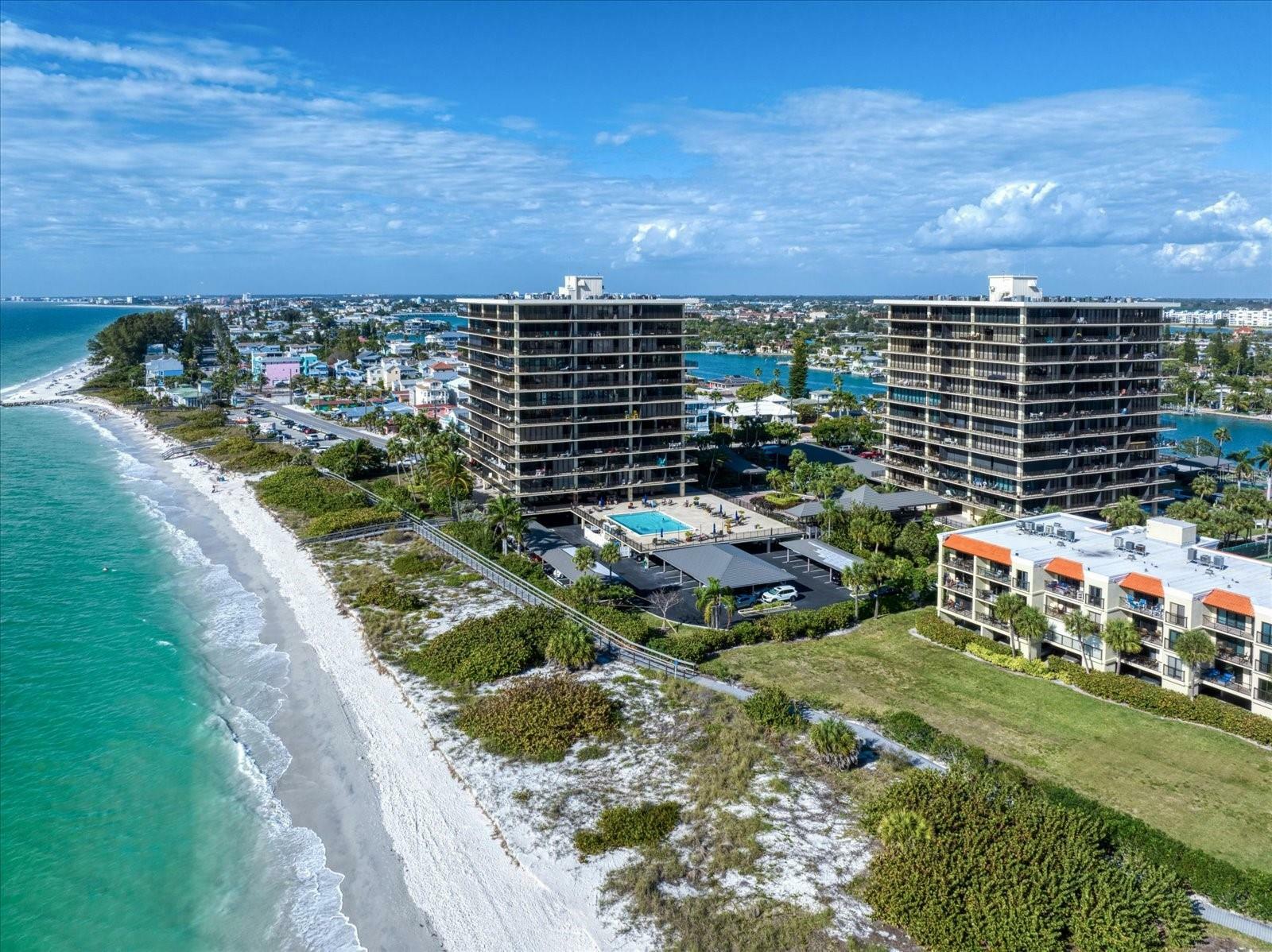 Property Photo: 7650 Bayshore Drive 1001 FL 33706