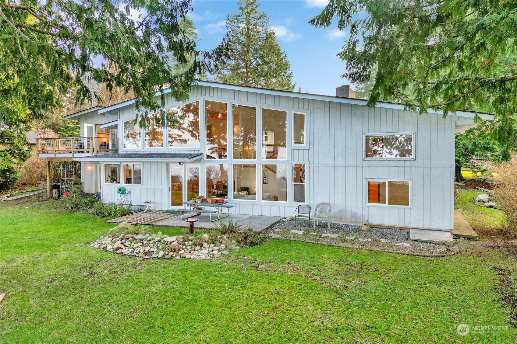 Property Photo: 1711 Joans Lane WA 98262