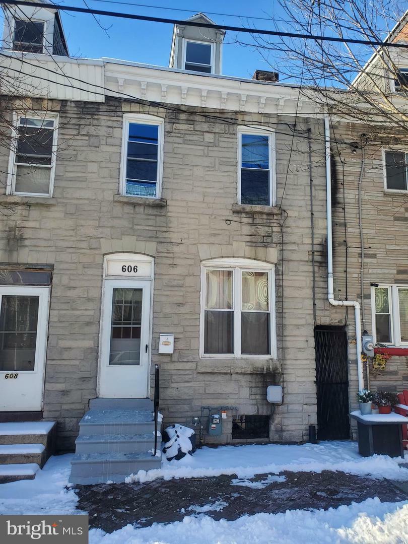 Property Photo:  606 S 7th Street  PA 19602 