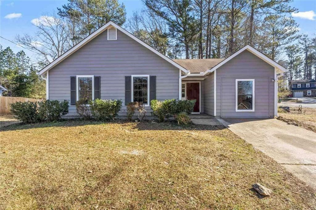 Property Photo:  6252 Leverett Drive  GA 30038 