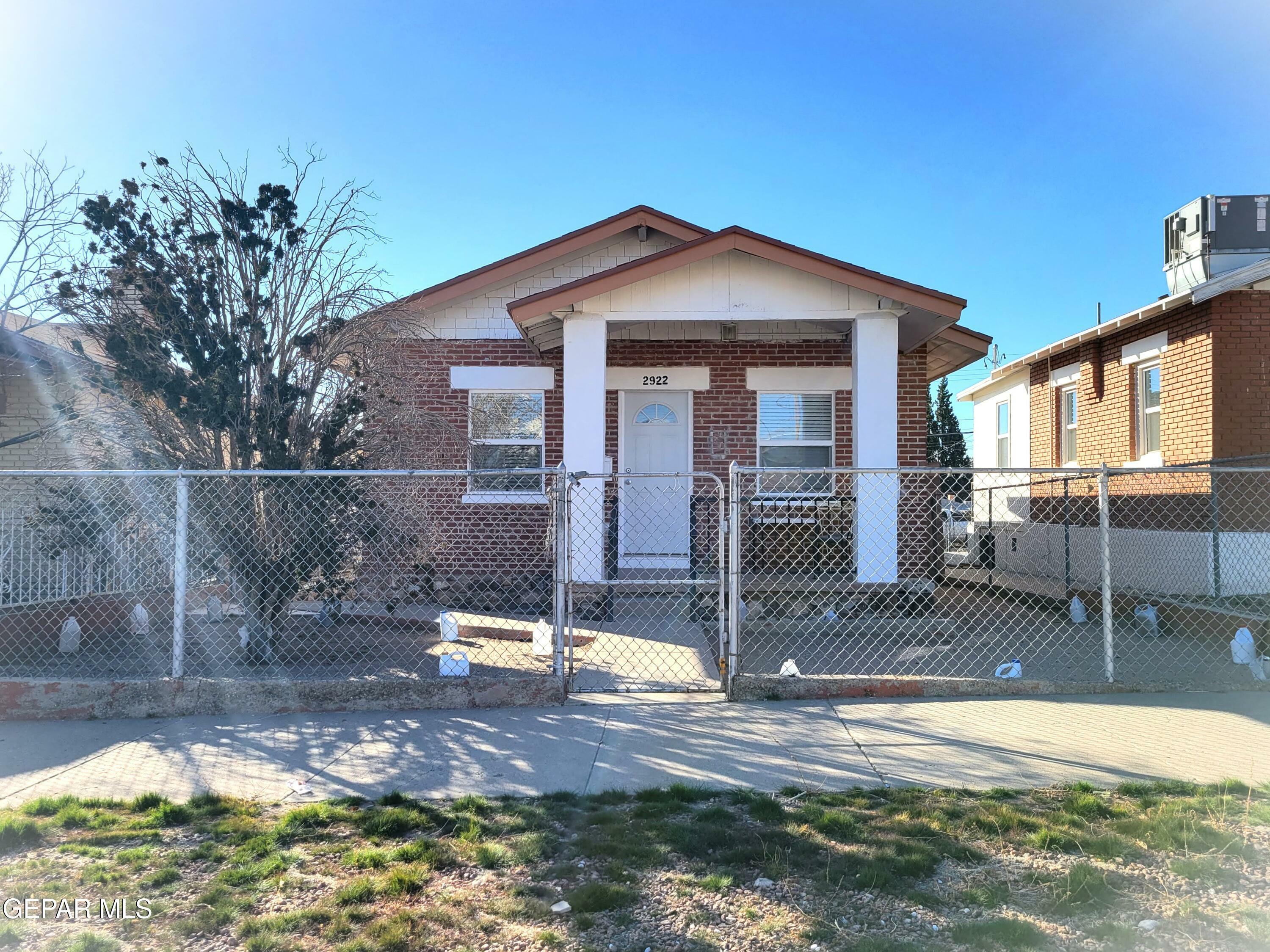 Property Photo: 2922 Sacramento Avenue TX 79930