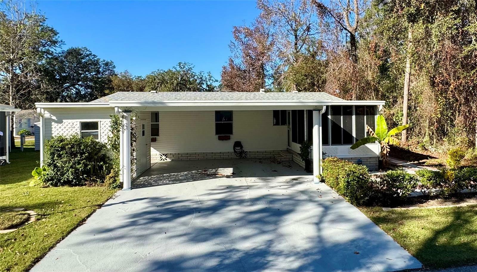 Property Photo:  2467 Ayerswood Drive  FL 34604 