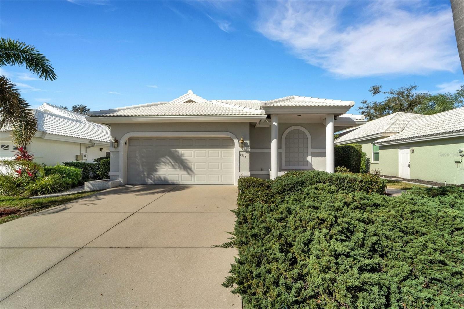 Property Photo:  1215 Harbor Town Way  FL 34292 