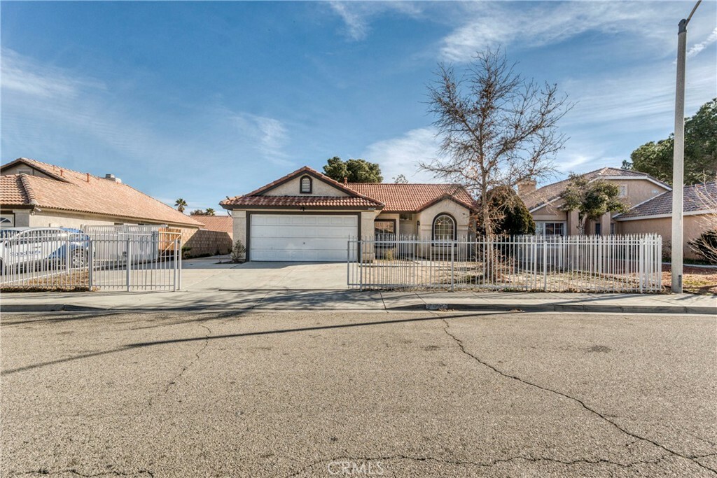 Property Photo:  36824 Pine Valley Court  CA 93552 