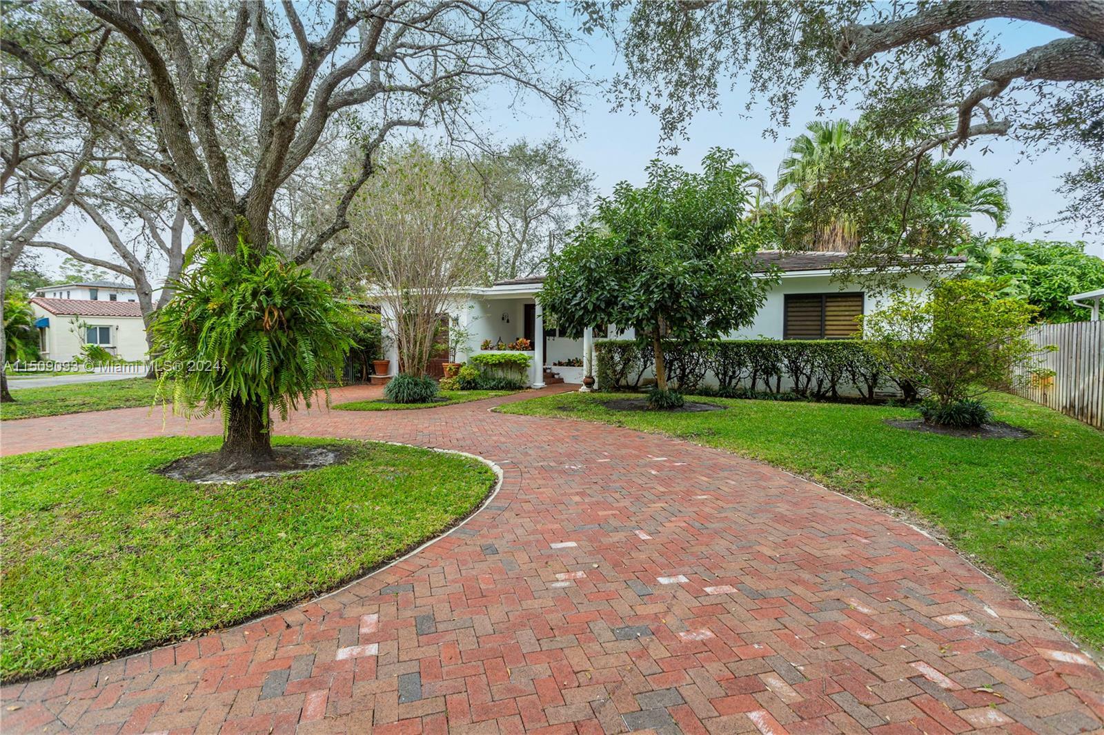 Property Photo:  4495 SW 15th Ter  FL 33134 