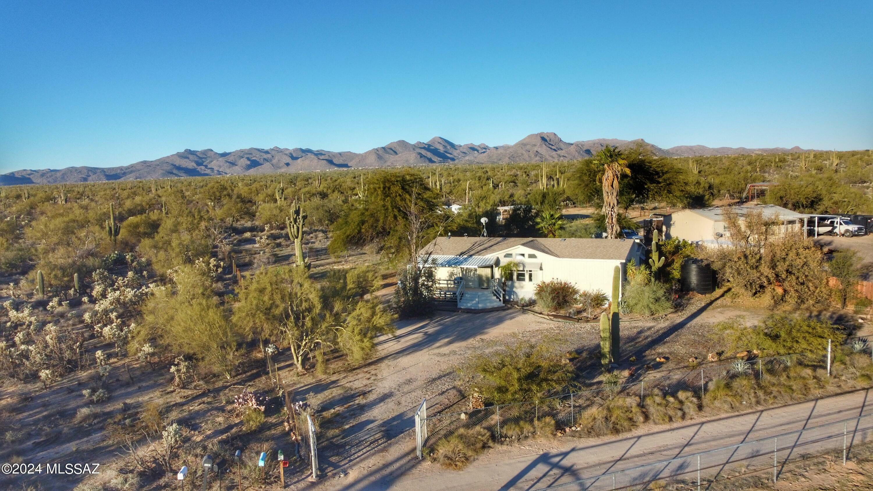 Property Photo:  11150 N Coyote Lane  AZ 85742 