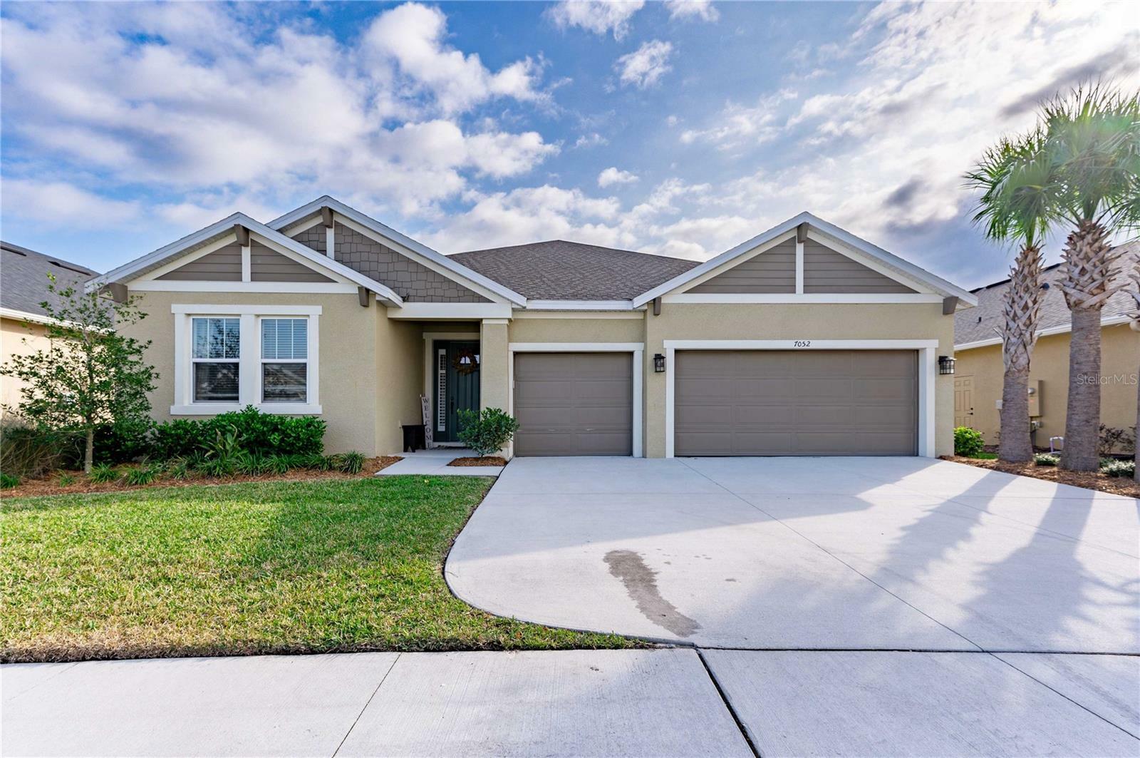 Property Photo:  7052 Talamore Drive  FL 33545 